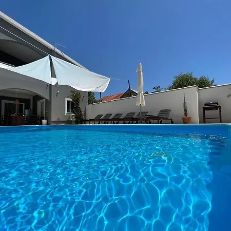 Ika * Stankovci (Zadar)